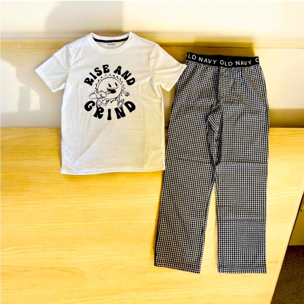 🆕 Old Navy Boys Graphic Pajama T-shirt & Poplin Pants Set Size L(10/12)